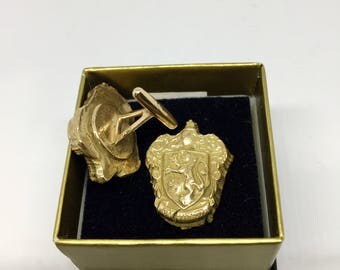 A Pair of Pure Bronze Hogwarts Gryffindor (inspired from Harry Potter) Cufflinks.