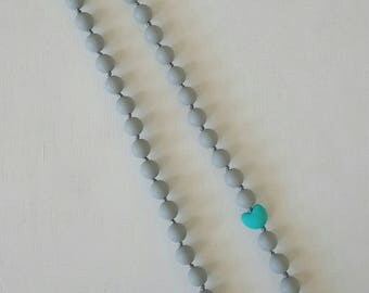 Heart chew necklace, breastfeeding and Babywearing necklace