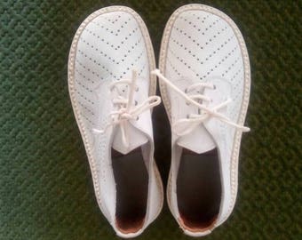 Carabi Romans 1960s leather shoes Vintage NOS French childrens kids shoes NEW Deadstock Rare