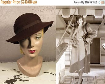 WW2 ENDS SALE Disembarking the Queen Mary - Vintage 1930s Espresso Brown Wool Felt Slouch Hat