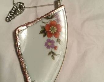 Handcrafted "Broken China" wildflowers Vintage Pendant Necklace/Free Shipping