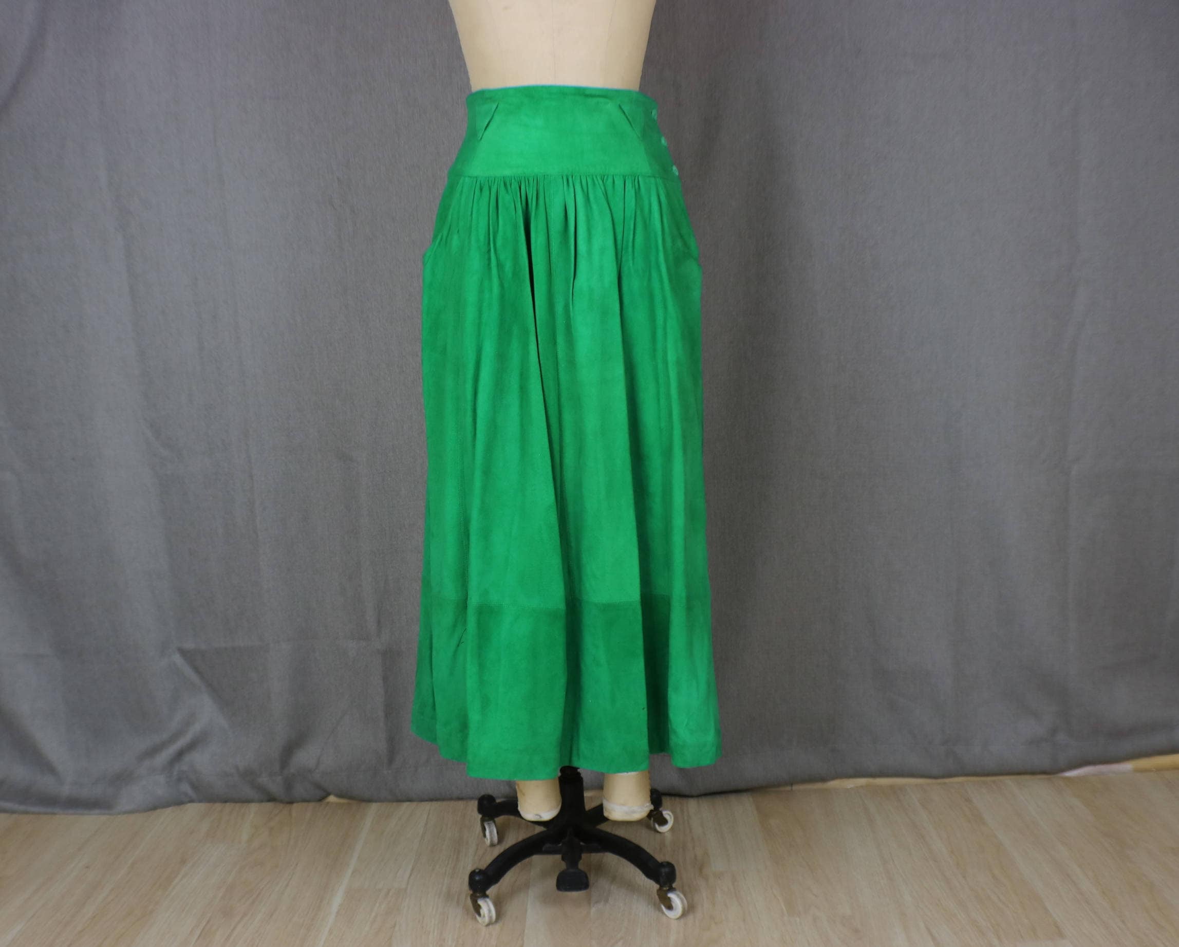 Kelly Green Suede Skirt / High Waist Full Leather Skirt