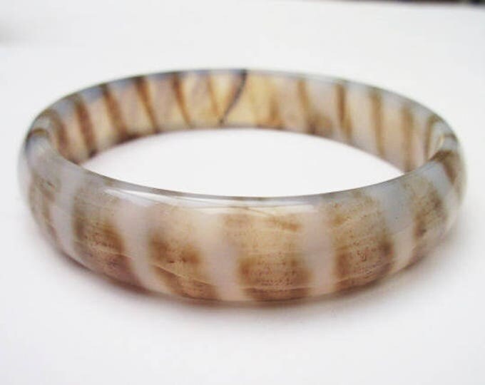 Agate Bangle - Carved Polished Brown and Cream - striped Gemstone bracelet