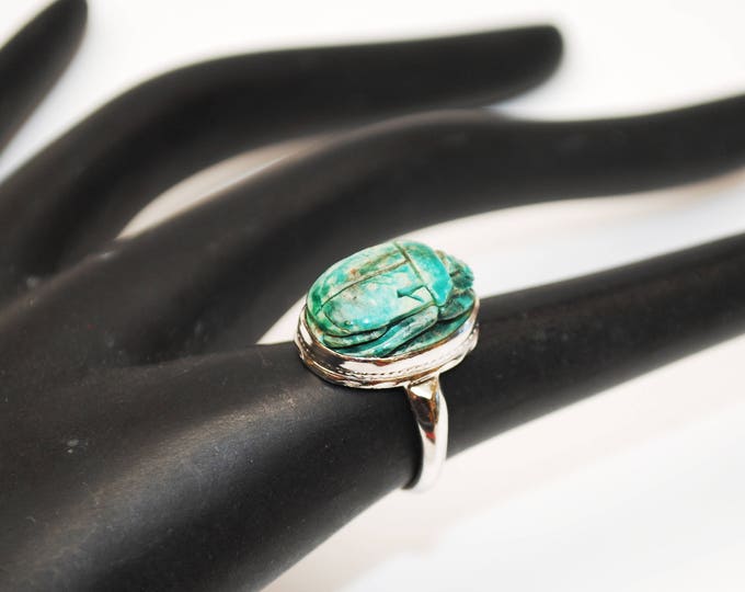 Carved Scarab Sterling ring - Blue ceramic - Egyptian Revival - Turquoise Beetle - size 5 silver ring