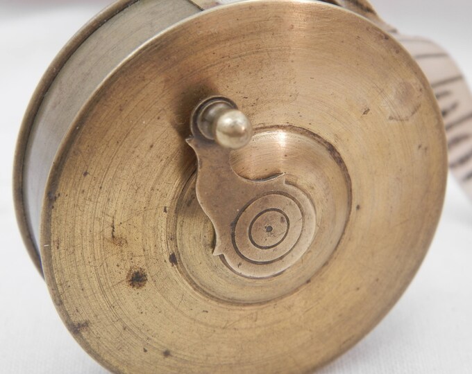 Antique 19 th French Century Brass 10 Meter Retractable Tape Measure, Metal Measuring Instrument from France, Wind Up, Retro Brocante Decor Antique 19 th French Century Brass 10 Meter Retractable Tape Measure, Metal Measuring Instrument from France, Wind Up, Retro Brocante Decor