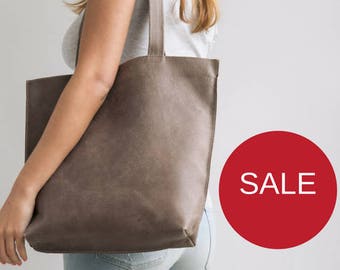 SALE Buy 1 Get 1 FREE - Brown Leather Tote, Zipper Tote Bag, Laptop Tote, Woman Office Bag, Gift for college students, Handmade Leather Bags