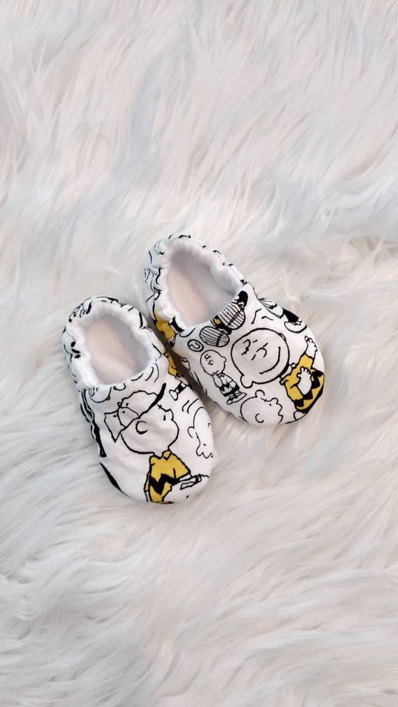 Peanuts Charlie Brown Slipper/Moccs Crib Shoes Toddler