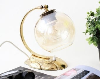 Vintage Lighting - 1930 Art Deco Lamp. Small Bedside Table Lamp with transparent Glass Lampshade, Brass Base