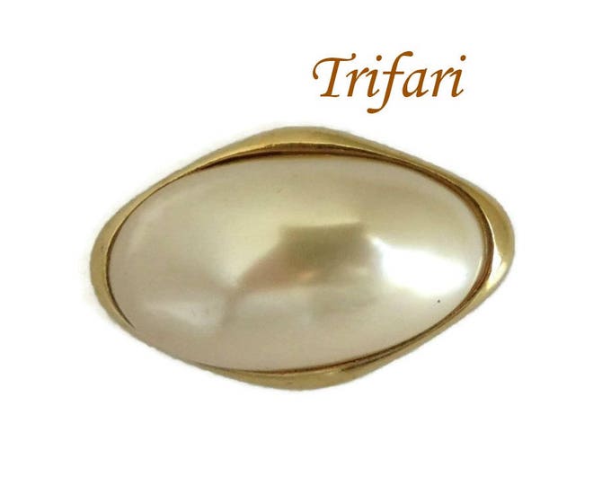 Vintage Brooch - Trifari Faux Pearl Brooch, Oval Gold Tone Classic Pin Signed Trifari Jewelry Perfect Gift, Gift Box, FREE SHIPPING