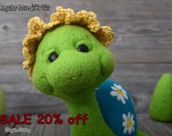 Needle felted Turtle -Needle felted animal - Home decor - Soft sculpture - Fiber art - Gift