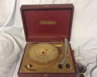 Sale Through August 21st Vintage ELECTRONICS CREATIONS Portable Tube Record Player Turntable 33 45 78 Speed Portable Suitcase Record Player