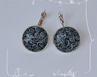 Hand painted * original illustration hand painted earrings * lever BO * black scrolls *.
