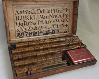 antique WOOD RUBBER Alphabet Number STAMPS box typography 7/8" sign scrapbook complete