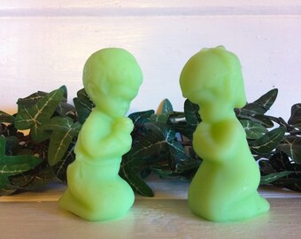 Jadeite, Vintage Jade Figurine, Green Fenton, Vintage Jadeite, Fenton Jadeite, Fenton, Praying Figurine, Religous, Fenton Glass, Milk Glass,
