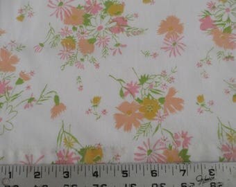 vintage sheet fat quarter, sewing supplies, quilting supplies, floral sheet, bed linen, fat quarters, craft fabric, vintage fabric,