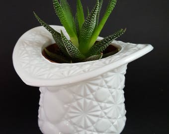 Fenton Milk Glass Top hat