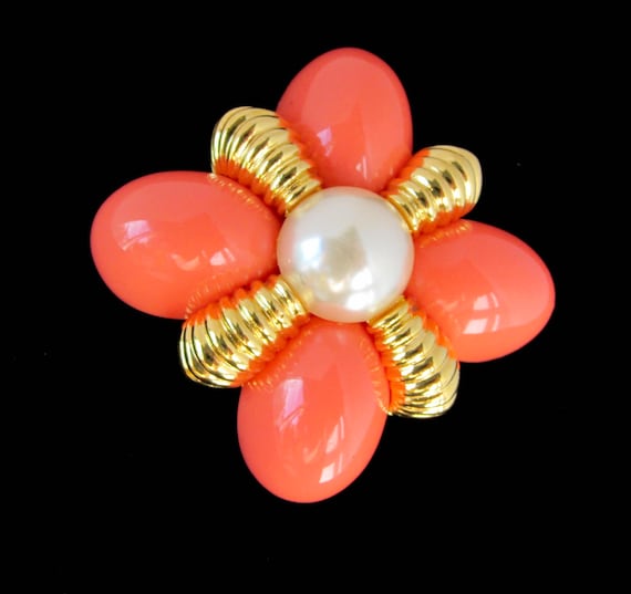 Joan Rivers signed Domed Orange & Pearl bead, gold tone PIN ~Timeless, vintage costume jewelry