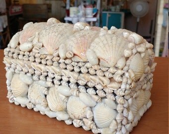 Vintage Sea Shell Trinket Box, Jewlery Box, Keepsake Box