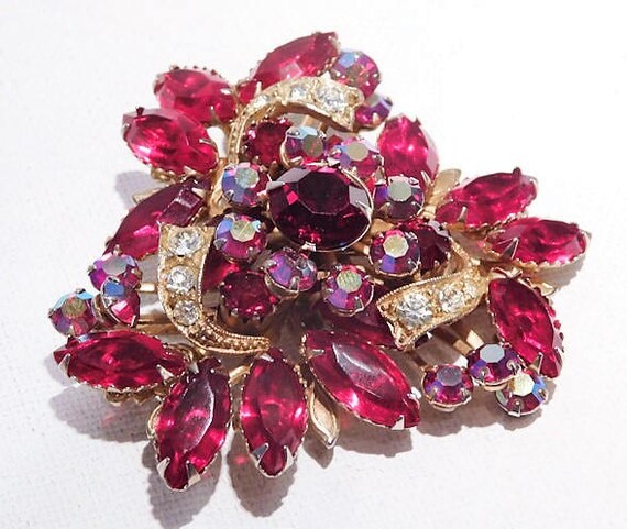 Rhinestone Brooch / Mid Century Rhinestone Brooch / Ruby Red Rhinestone Brooch / Beau Jewels / Judy Lee / Aurora Borealis / Christmas