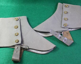 Vintage pair of Dove grey wool and leather spats - Steampunk