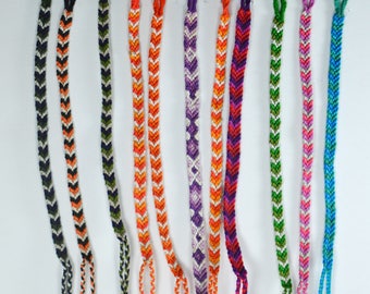 Bracelets D'Amitié Adramata - Lot De 35 - Tissés Réglables - Style Bohème - Coton Coloré