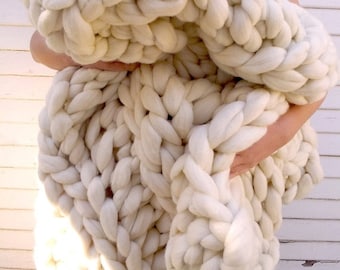 On Sale Chunky Knit Blanket, 40"x 60", Knit Merino Blanket, Super Chunky Knit, Giant Knit, Extreme Knitting, Super Chunky Knit Blanket, Bul