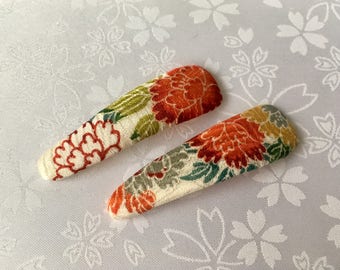 Japanese Silk Vintage Kimono Fabric - M Size - 2 Hair Snap Clips - Peony