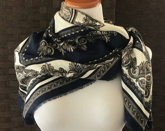 Vintage Elaine Gold Vintage Scarf, Vintage Accessories, Elaine Gold Scarf, Fringed Vintage Scarf, Vintage Scarves