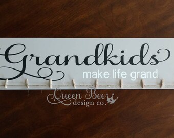 Grandkids Make Life Grand Photo Hanger.Photo Display.Grandkids Sign.Picture Frame.Picture Display. Mother's Day Gift Idea. Gift Idea