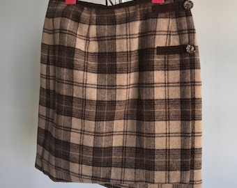 Vintage sz S 24/25 brown plaid skirt