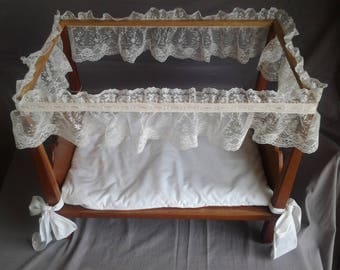 Lacy Doll Bed