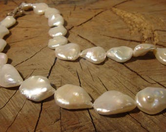 Necklace natural freshwater pearls