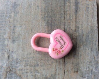 Kutsuwa 1980s Beautiful Sunday Pink Padlock