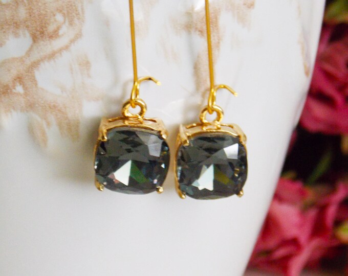 Gold Smokey Gray Earrings, Wedding Jewelry, Bridesmaid Gift, Silver Gray Glass Earrings, Gold Jewelry, Anniversary Gift for Her