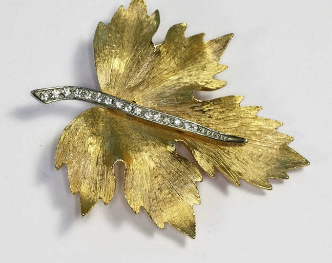 Gold Tone Maple Leaf Brooch Dimensional Clear Rhinestone Accents Vintage