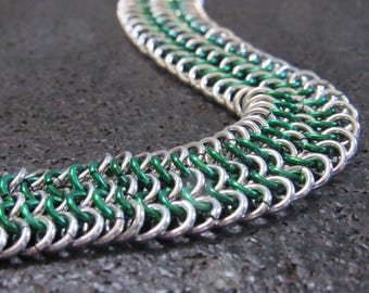 Green & Silver Chainmail Bracelet, Chain mail European 4-1 Bracelet, Ren Faire Jewelry, Medieval Bracelet, Chainmaille Bracelet, Unisex