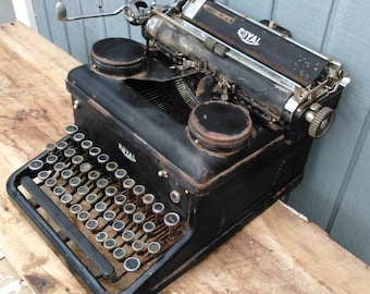 Antique Typewriter - Royal Typewriter - Black Typewriter - Office Decor