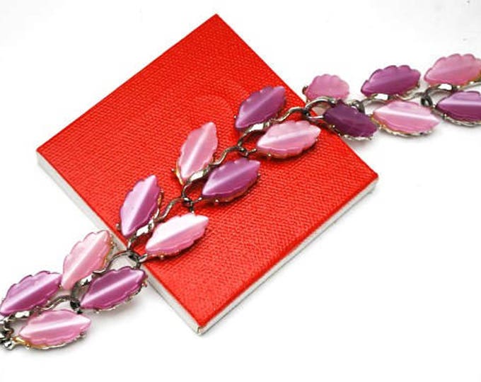 Purple Pink Thermoset leaf Link Bracelet - Vintage Moonglow Lucite Plastic - Silver tone - Mid Century - Gift for her