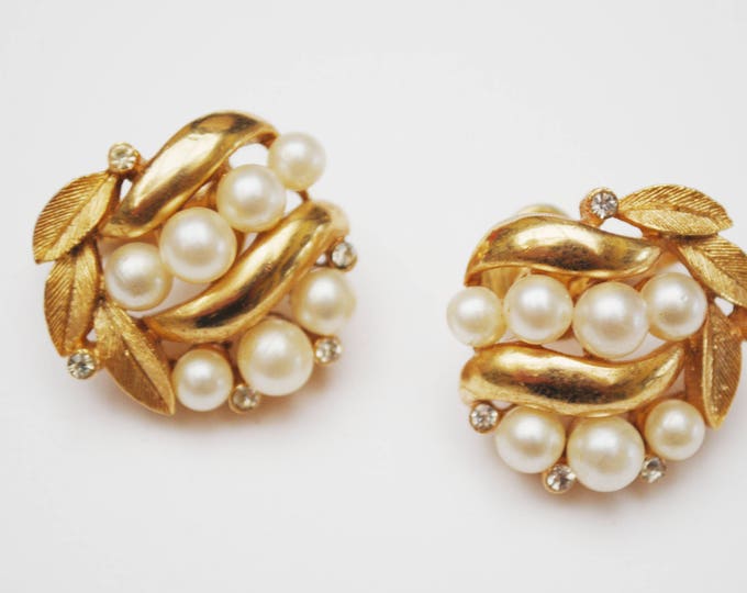 Crown Trifari Earrings - gold tone - White Pearl - rhinestone -Clip on earring