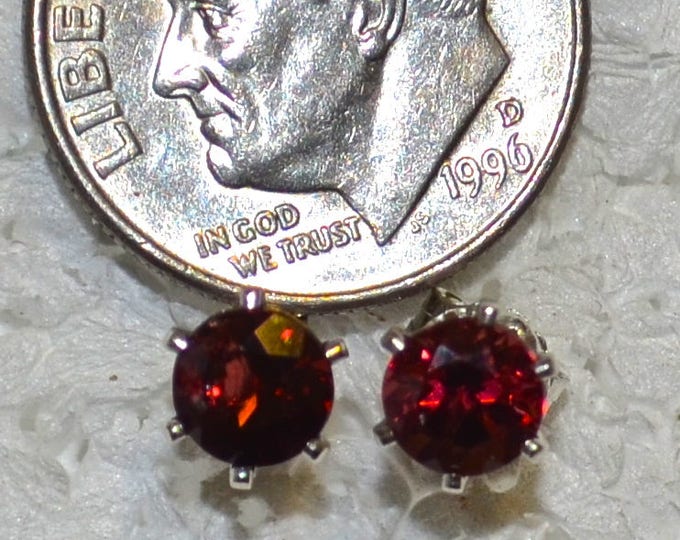 Red Garnet Studs, 5mm Round, Natural, Set in Sterling Silver E1095