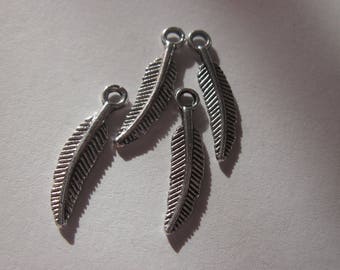 4 reversible metal 20 mm-(6108) feather charms-