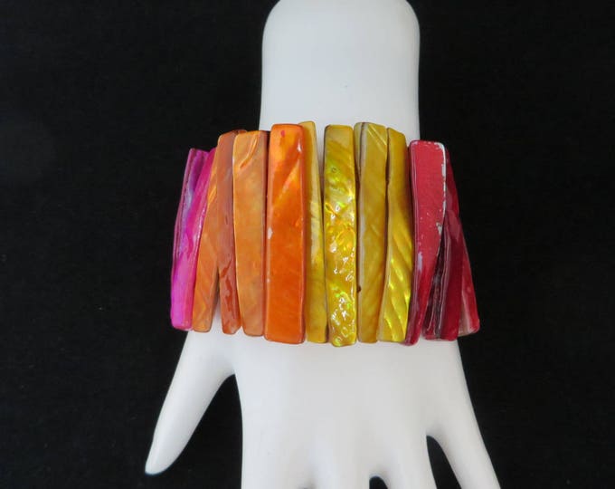 Vintage Shell Bracelet - Multi Color MOP Stretch Bracelet, Colorful Dyed Shell Bracelet
