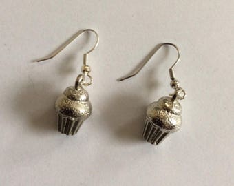 Cupcake earrings