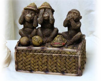 Three Monkeys Trinket Box. Hear No Evil, See No Evil & Speak No Evil