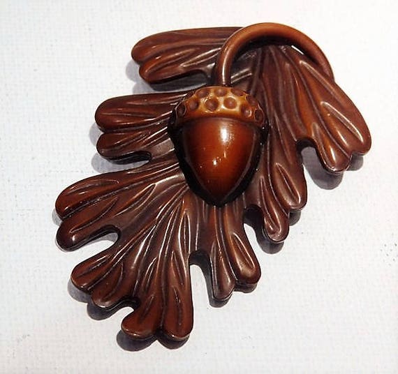 1940s Acorn Leaf Celluloid Fur Dress Clip / Celluloid Fur Dress Clip / Art Deco Celluloid Fur Dress Clip