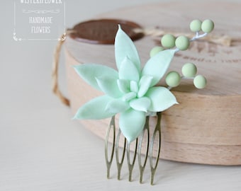Succulent hair piece Botanical hair accessory Succulent Jewelry Mint wedding Floral Jewelry Bridal Hair comb Garden wedding String of pearls