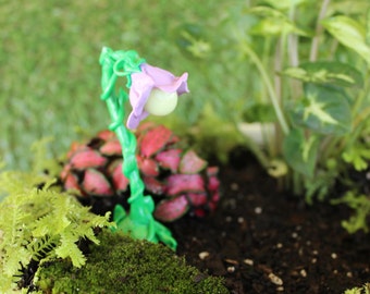 Glow-in-the-dark Fairy lamppost, fairy garden accessory, dollhouse lamppost, fairy door accessory, glow lamppost, working fairy light