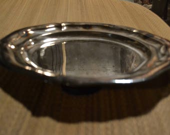 Set of dishes in silver