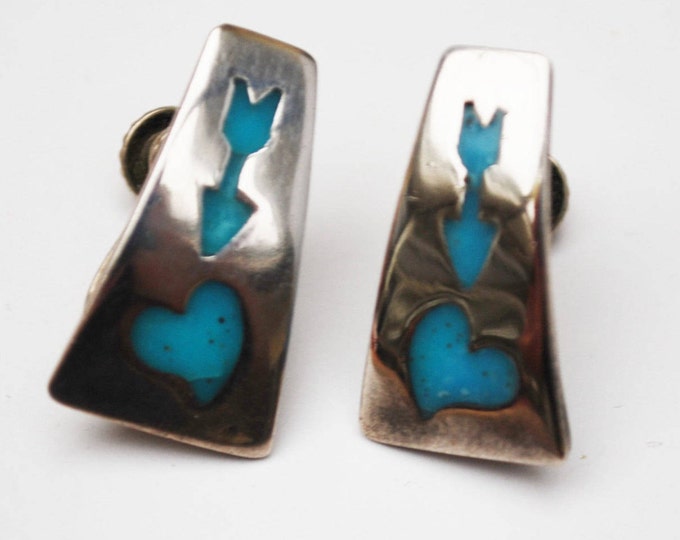 Sterling Earrings screw back Earrings with Turquoise Blue enamel inlay of an arrow and heart Tribal