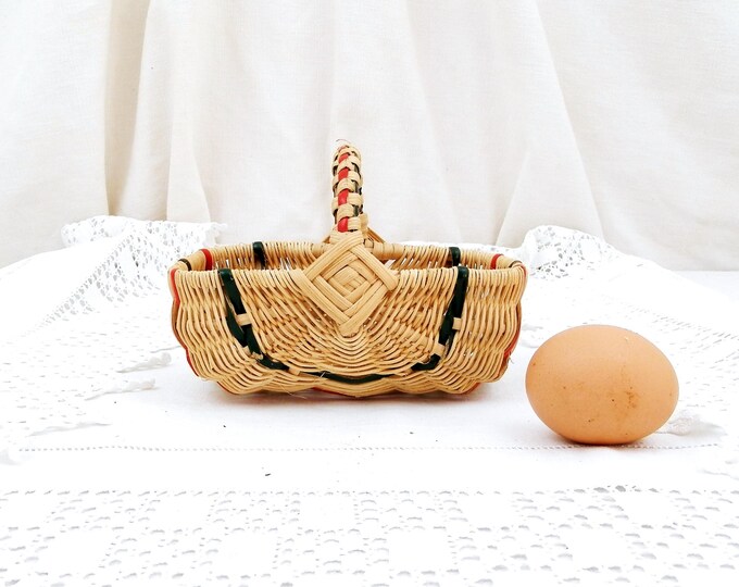 Small Vintage French Woven 1960 Child's Rattan Basket, Miniature Toy Woven Basket, Flower Arranging Accessory from France, Country Decor